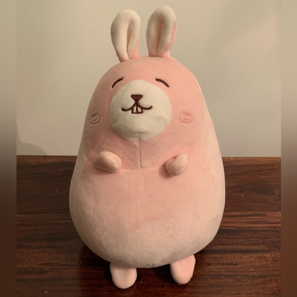NWOT Cute pink bunny plushie - Picture 2 of 3